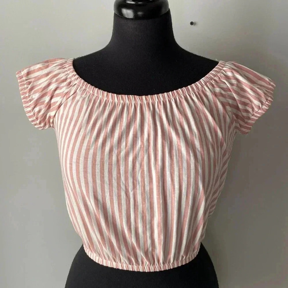 Twik | Striped  Crop Top - Picture 1 of 5